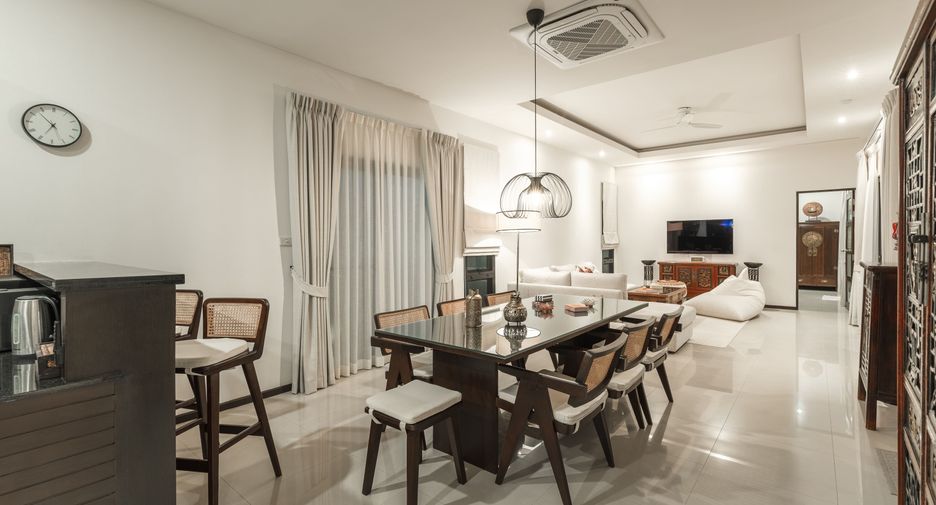 For rent 4 bedrooms villa in Thalang, Phuket