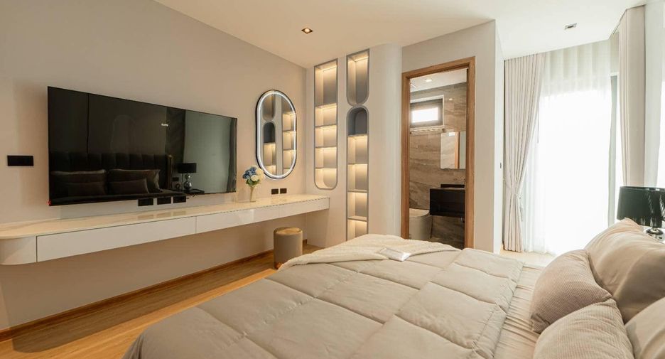 À vendre 4 chambres villa à Huay Yai, Pattaya