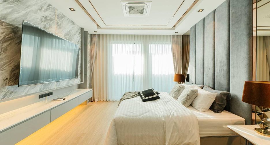 À vendre 4 chambres villa à Huay Yai, Pattaya