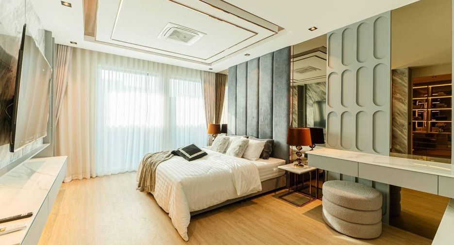 À vendre 4 chambres villa à Huay Yai, Pattaya