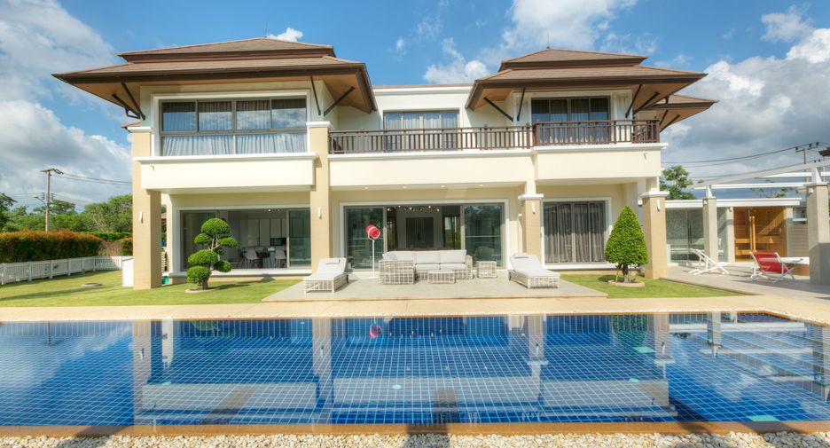 For sale 5 bedrooms villa in Thalang, Phuket