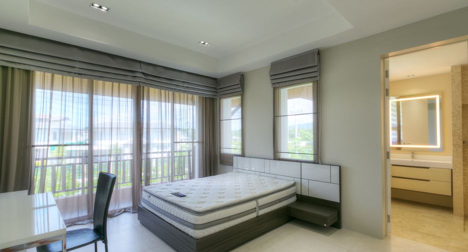 For sale 5 bedrooms villa in Thalang, Phuket