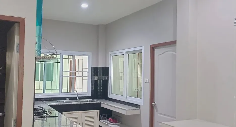 出租 3 卧室 独立屋 在 Mueang Chiang Mai, Chiang Mai