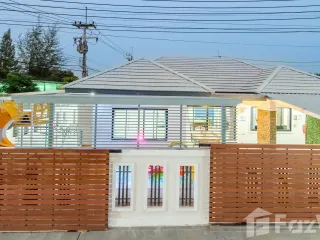 For rent 3 bedrooms villa in Hua Hin, Prachuap Khiri Khan