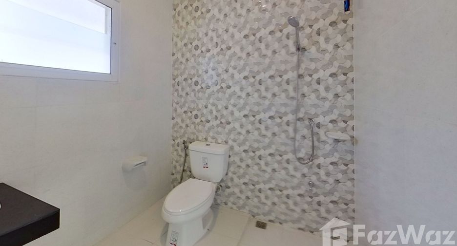 For sale 3 bedrooms house in Saraphi, Chiang Mai