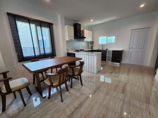 Haus zur Miete mit 3 Zimmer in Mueang Chiang Mai, Chiang Mai