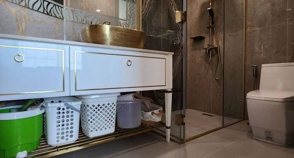 For rent 1 bed condo in Bang Lamung, Chonburi
