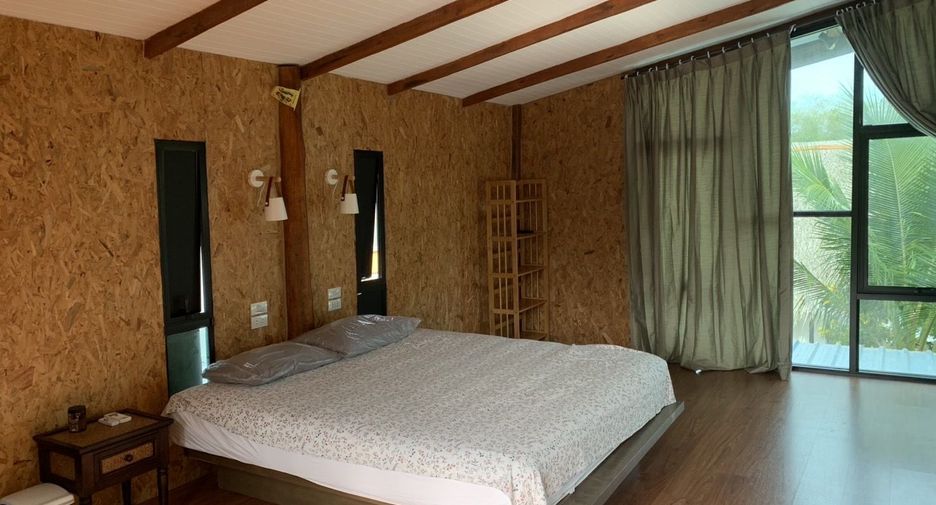 For rent 4 bedrooms villa in Hua Hin, Prachuap Khiri Khan