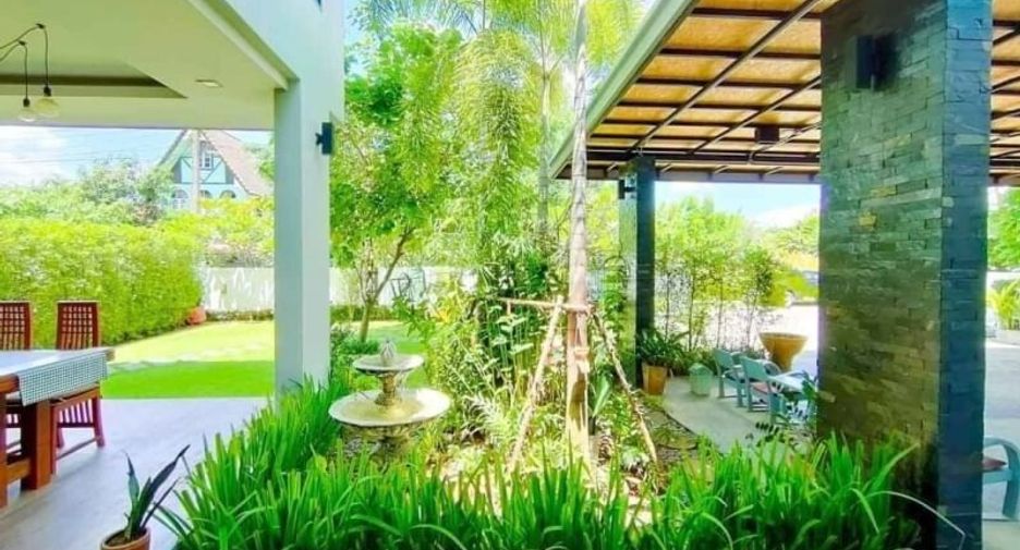 For sale and for rent 4 bedrooms house in Saraphi, Chiang Mai