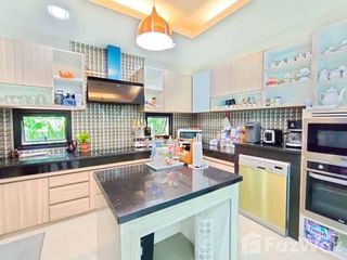 For sale and for rent 4 bedrooms house in Saraphi, Chiang Mai