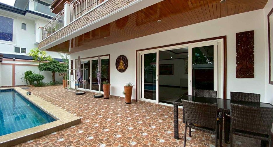 For rent 5 bedrooms villa in Jomtien, Pattaya