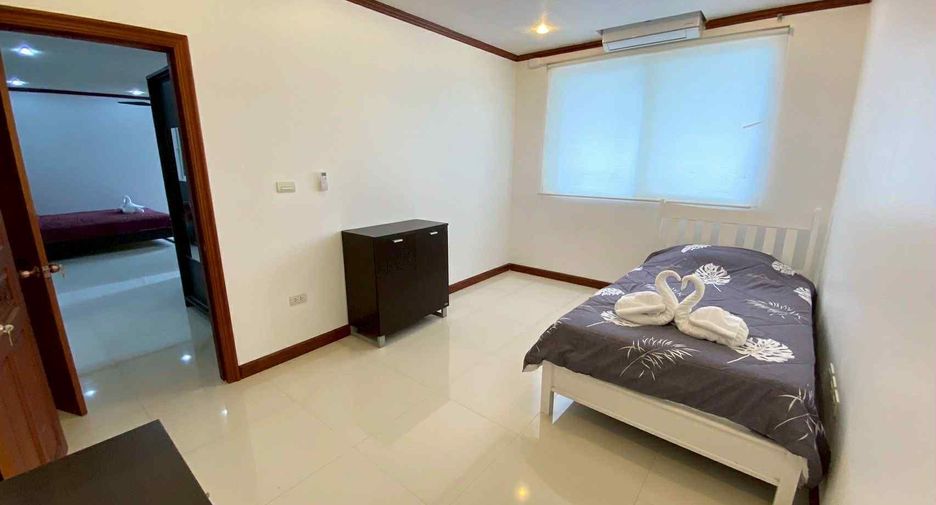 For rent 5 bedrooms villa in Jomtien, Pattaya