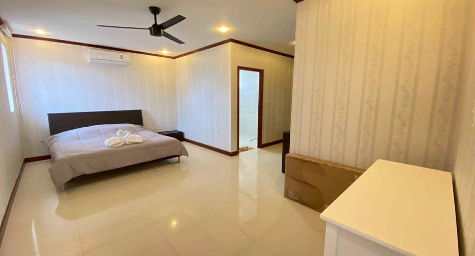 For rent 5 bedrooms villa in Jomtien, Pattaya
