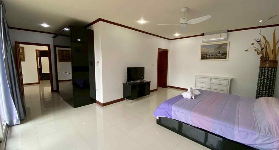 For rent 5 bedrooms villa in Jomtien, Pattaya