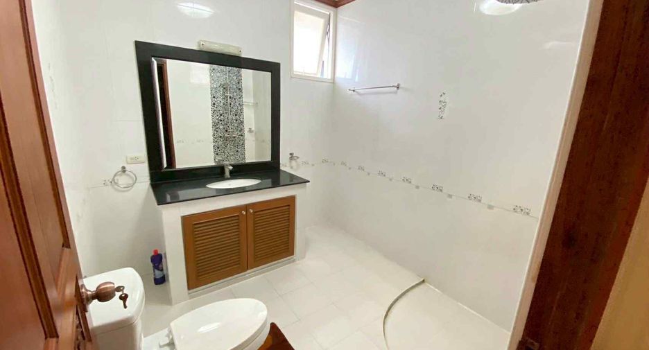 For rent 5 bedrooms villa in Jomtien, Pattaya