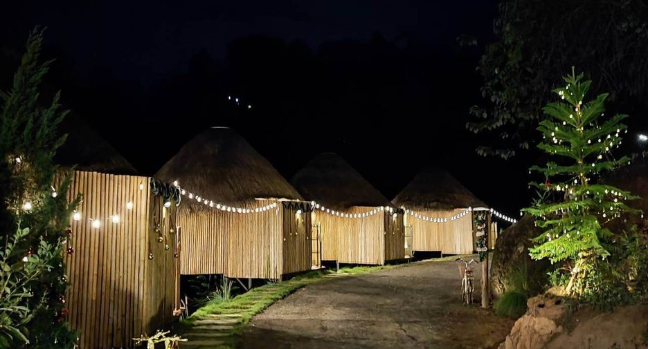 Hotel en venta de 5 habitaciones en Mae Taeng, Chiang Mai