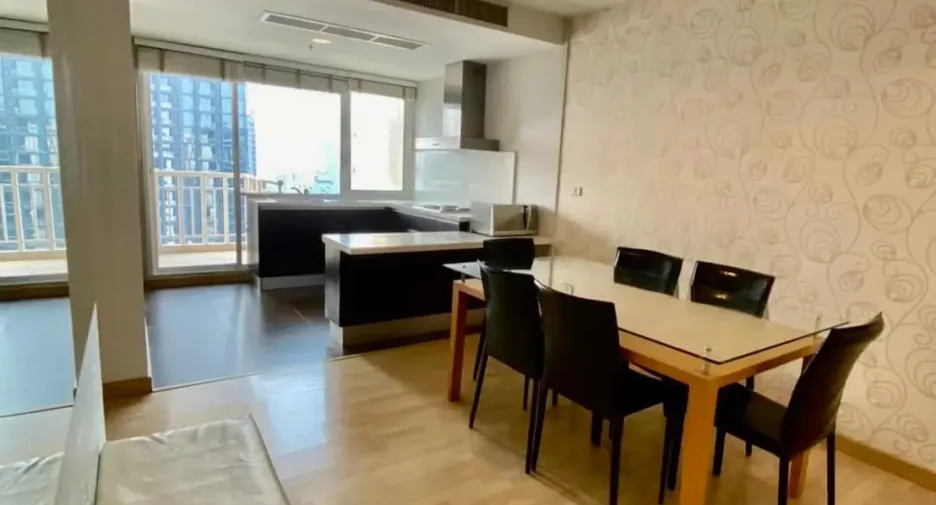 For sale and for rent 2 bedrooms condo in Watthana, Bangkok