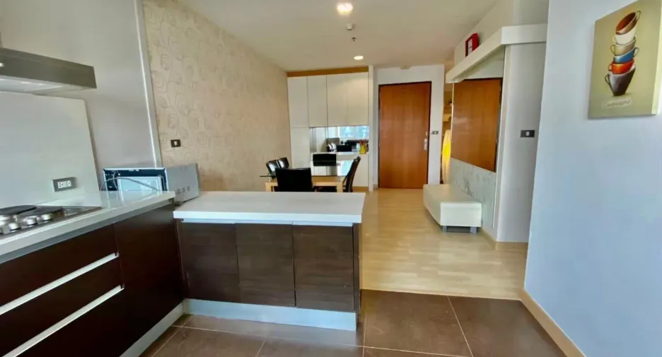 For sale and for rent 2 bedrooms condo in Watthana, Bangkok