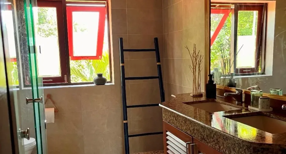 For rent 4 bedrooms villa in Ko Samui, Surat Thani