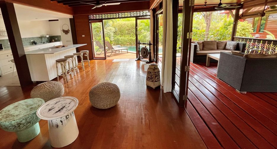For rent 4 bedrooms villa in Ko Samui, Surat Thani