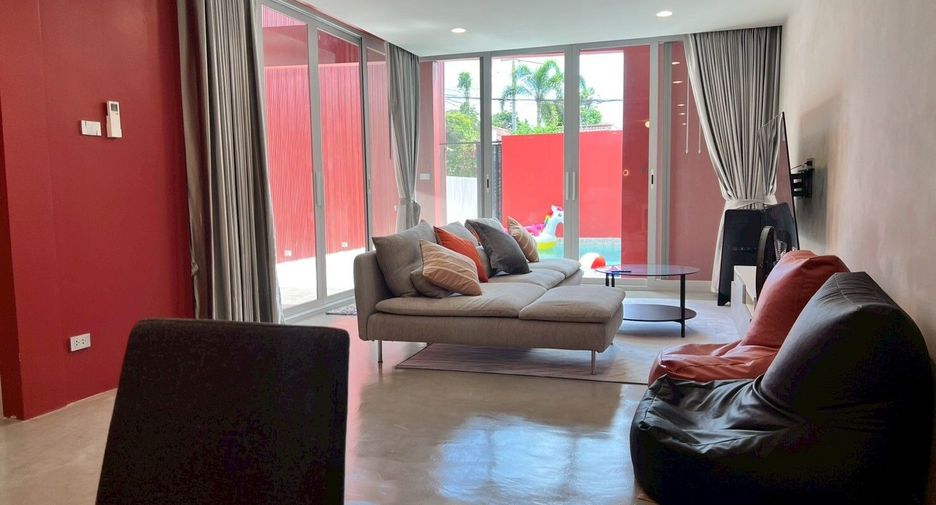 À vendre et à louer 4 chambres villa à Hua Hin, Prachuap Khiri Khan