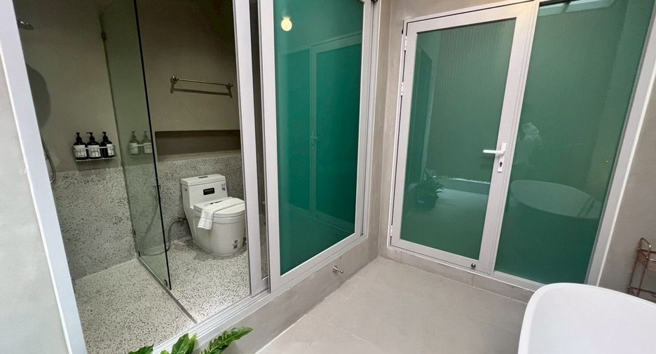À vendre et à louer 4 chambres villa à Hua Hin, Prachuap Khiri Khan