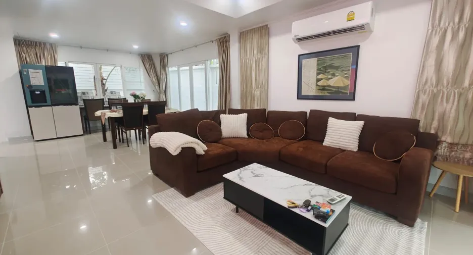 For rent 4 bedrooms house in Thalang, Phuket