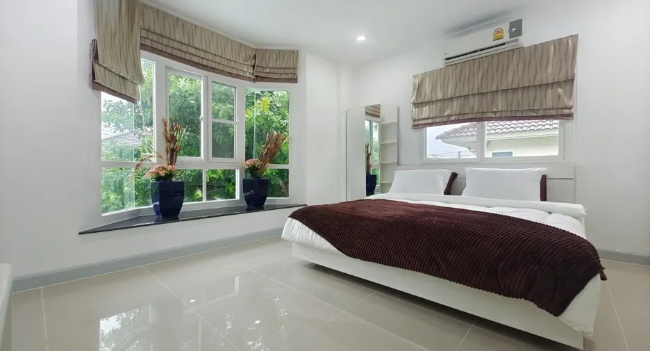 For rent 4 bedrooms house in Thalang, Phuket