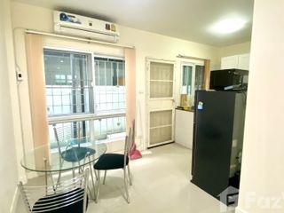 Casa adosada en alquiler de 2 habitaciones en Mueang Chiang Mai, Chiang Mai