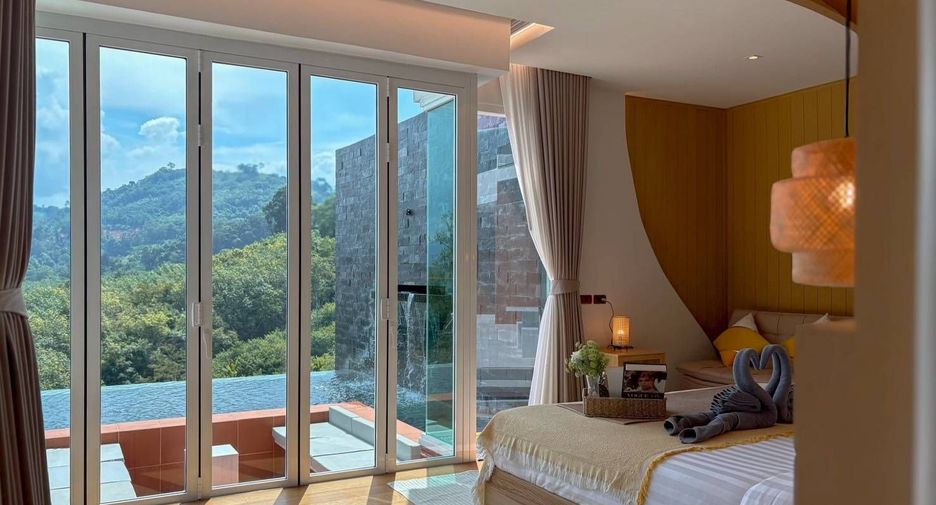 For sale 5 bedrooms villa in Thalang, Phuket