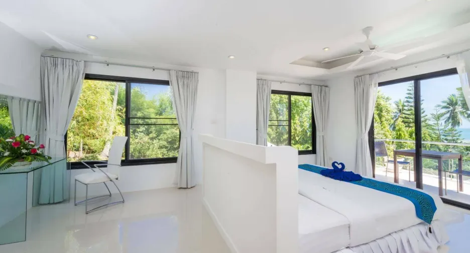 For sale 4 bedrooms villa in Ko Samui, Surat Thani