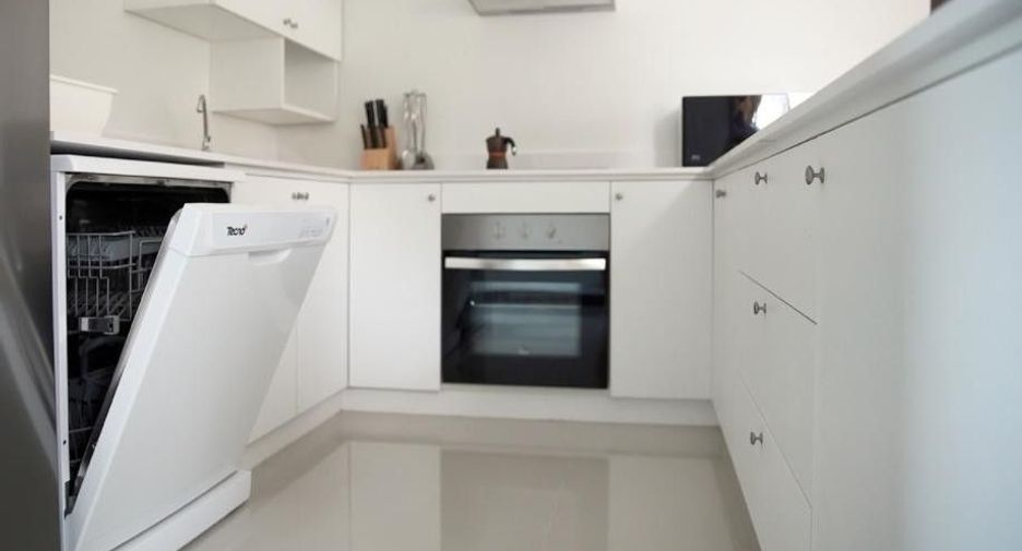 For rent and for sale 3 bedrooms villa in Kathu, Phuket