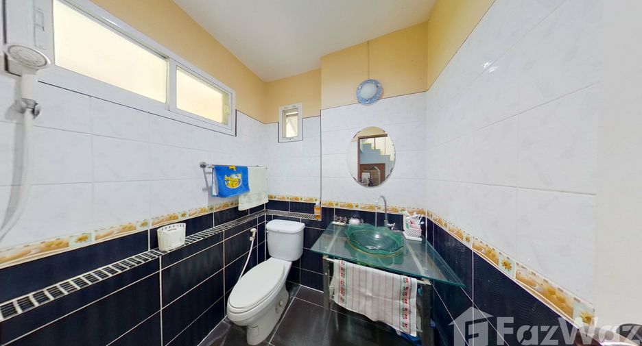 For sale 3 bedrooms house in Mueang Chiang Mai, Chiang Mai
