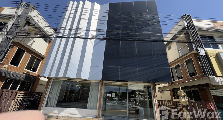 Local comercial en venta de 14 habitaciones en San Sai, Chiang Mai