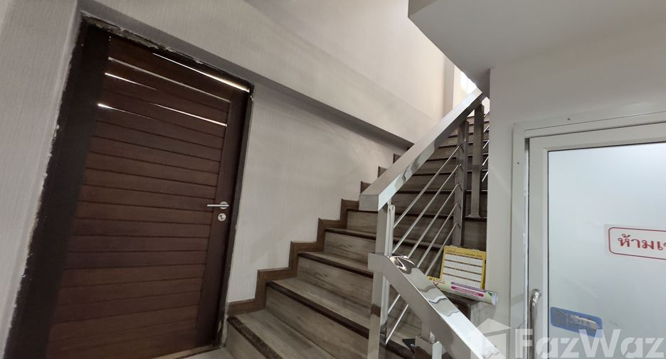 Local comercial en venta de 14 habitaciones en San Sai, Chiang Mai