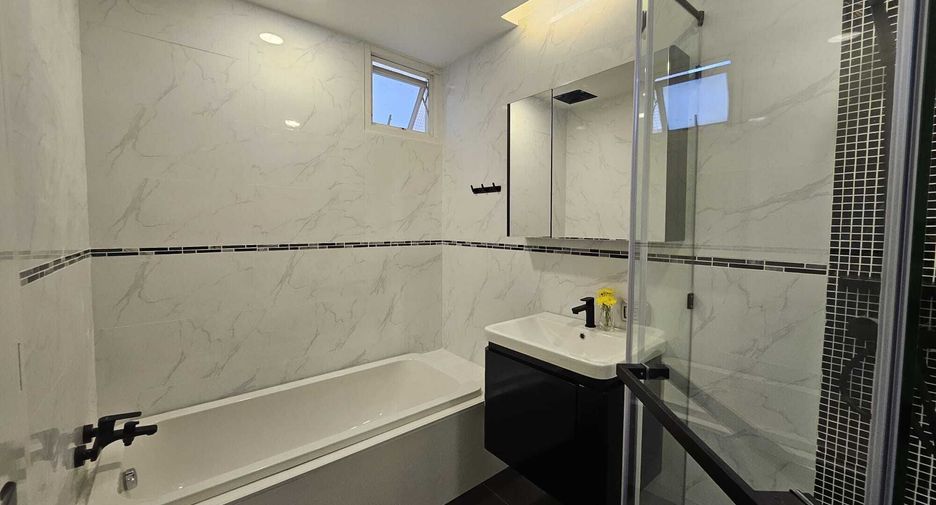 For rent 2 bedrooms condo in Hua Hin, Prachuap Khiri Khan