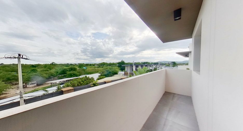 Villa en venta de 3 habitaciones en Hang Dong, Chiang Mai