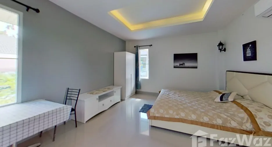 For sale 7 bedrooms villa in San Pa Tong, Chiang Mai