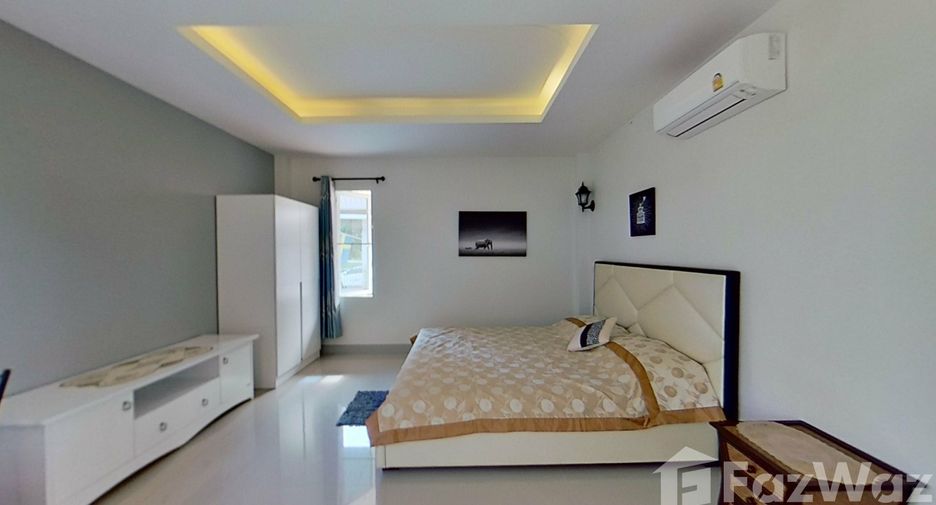 For sale 7 bedrooms villa in San Pa Tong, Chiang Mai