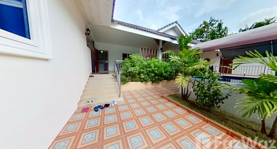 For sale 7 bedrooms villa in San Pa Tong, Chiang Mai
