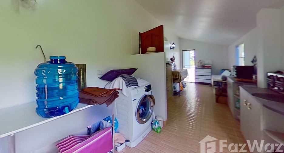 For sale 7 bedrooms villa in San Pa Tong, Chiang Mai