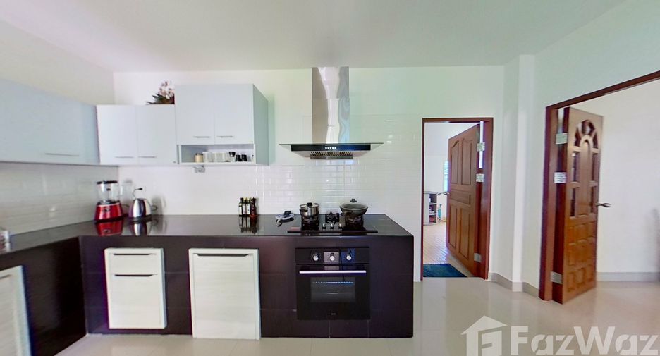 For sale 7 bedrooms villa in San Pa Tong, Chiang Mai