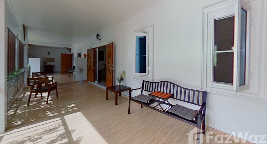 For sale 7 bedrooms villa in San Pa Tong, Chiang Mai