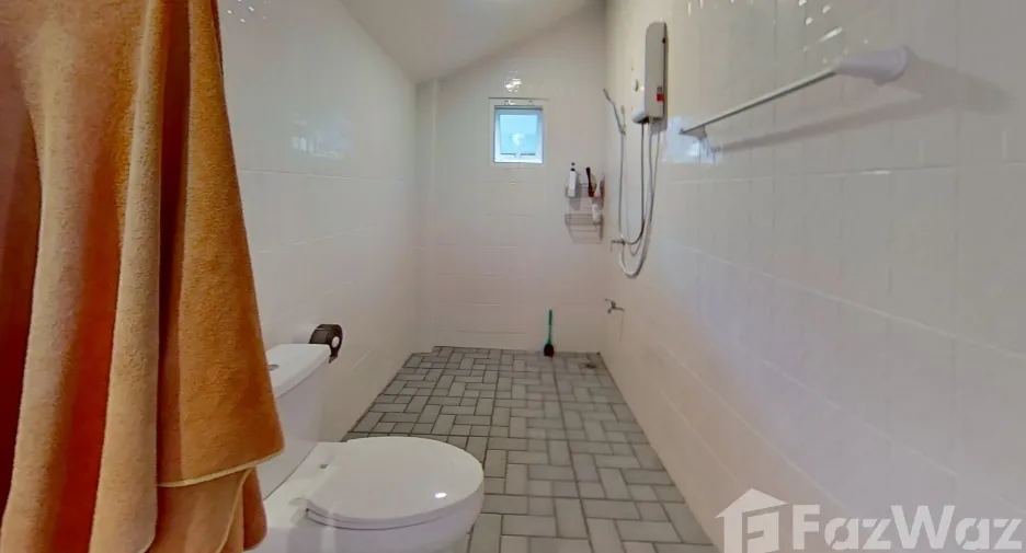 For sale 7 bedrooms villa in San Pa Tong, Chiang Mai