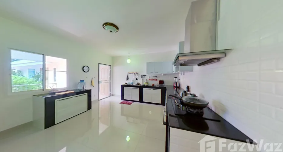 For sale 7 bedrooms villa in San Pa Tong, Chiang Mai