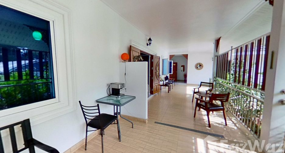 For sale 7 bedrooms villa in San Pa Tong, Chiang Mai