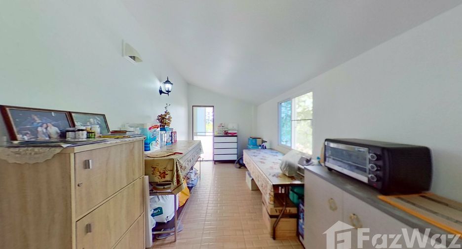 For sale 7 bedrooms villa in San Pa Tong, Chiang Mai