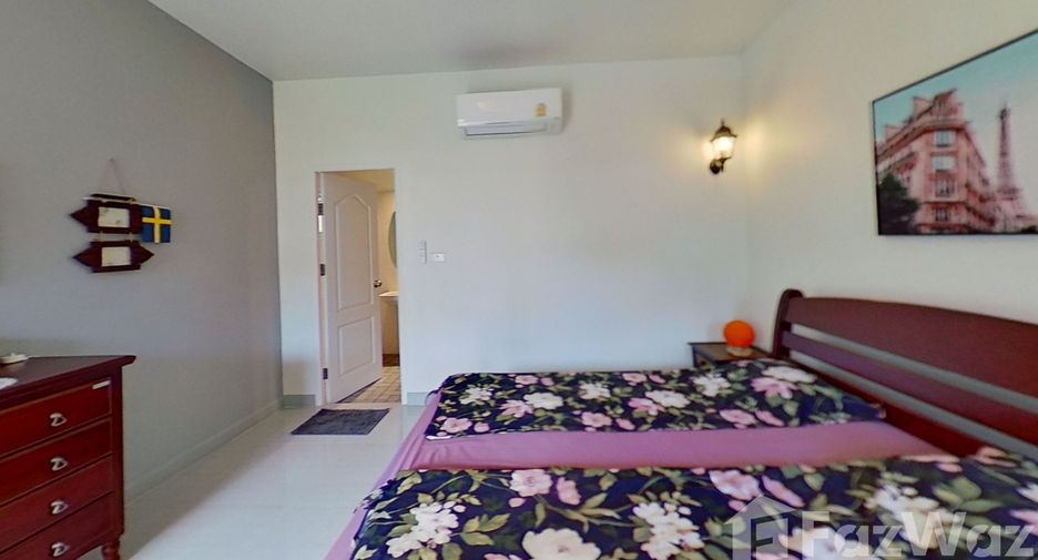 For sale 7 bedrooms villa in San Pa Tong, Chiang Mai