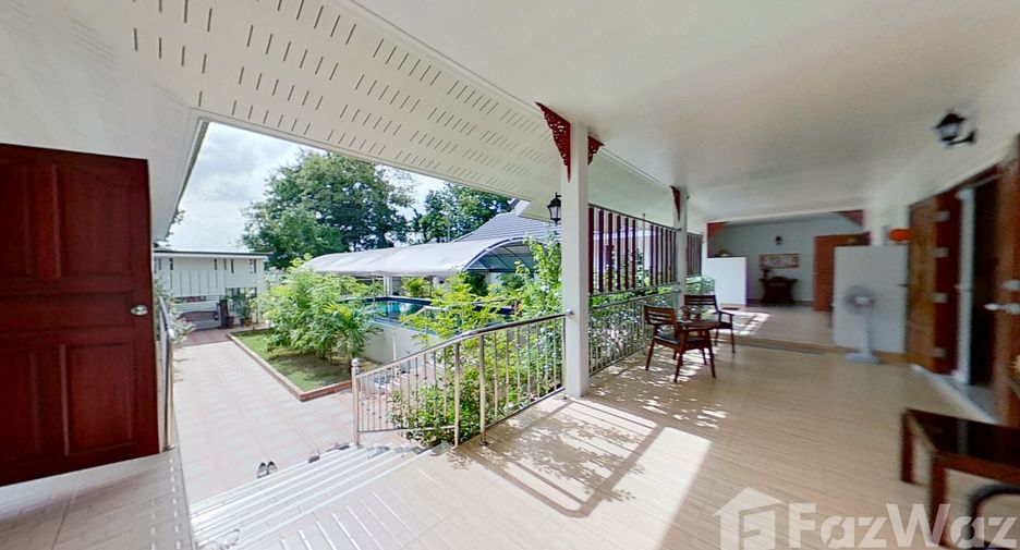 For sale 7 bedrooms villa in San Pa Tong, Chiang Mai