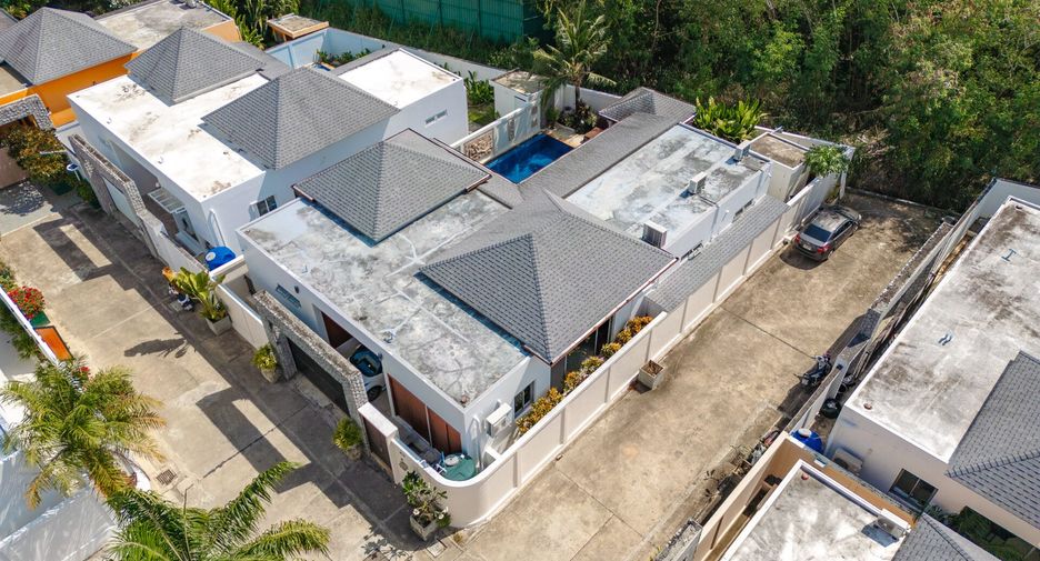 For sale 3 bedrooms villa in Mueang Phuket, Phuket